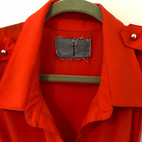 Fun & Flowy Orange Dress! - Picture 4 of 6